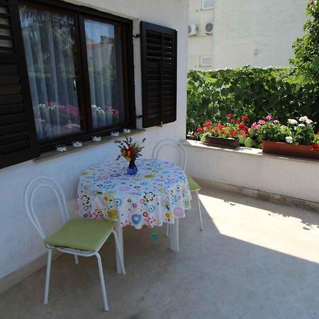 Studio In Vantacici/Insel Krk 14419 Exterior photo